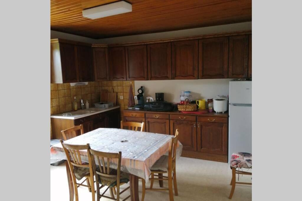 Maison Familiale Coteaux De La Vezere Voutezac Kültér fotó