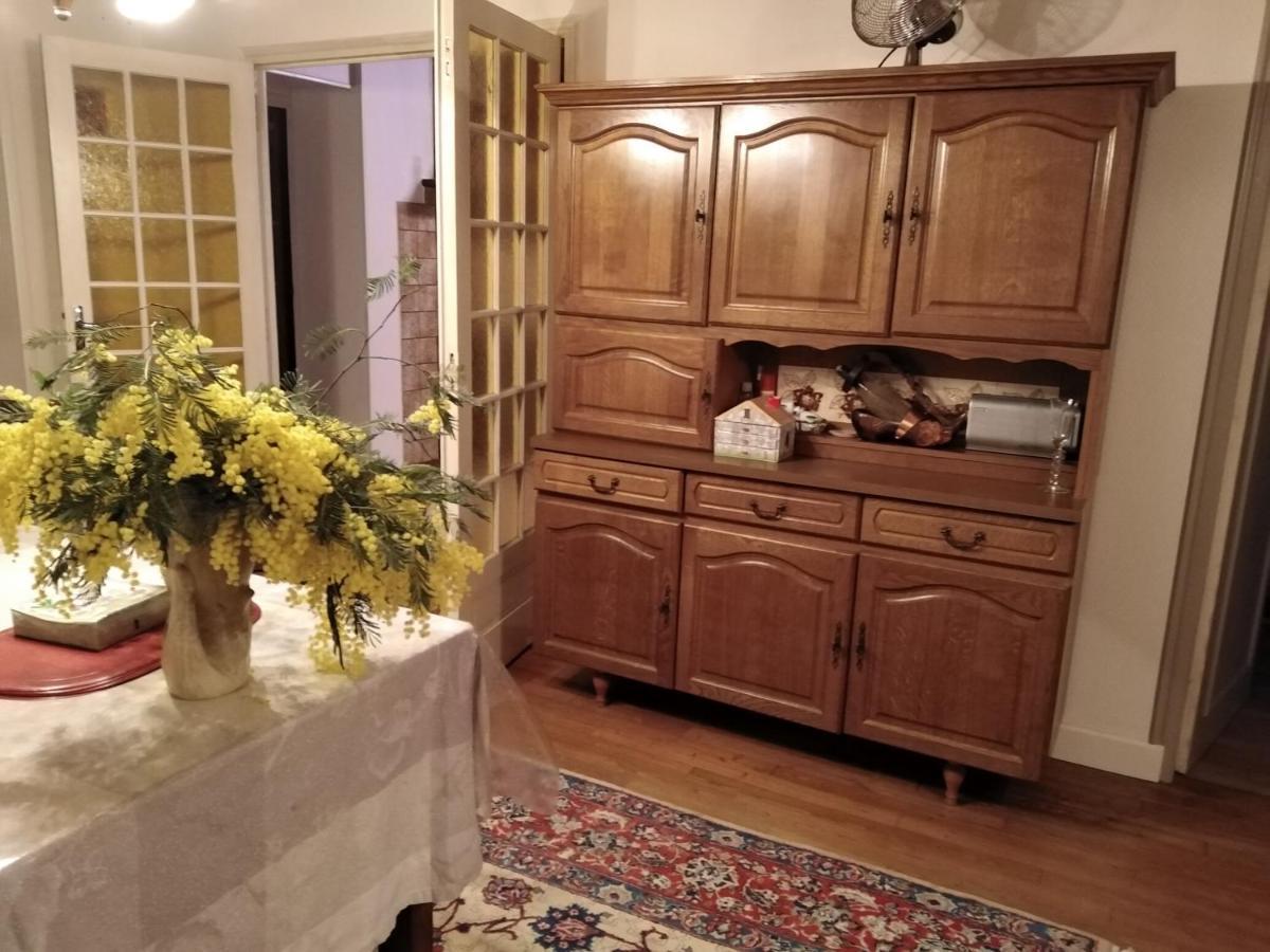 Maison Familiale Coteaux De La Vezere Voutezac Kültér fotó